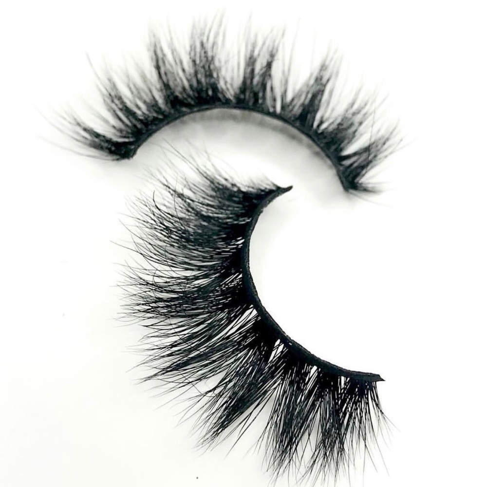 Mink Strip Lashes - Picture 2 of 5